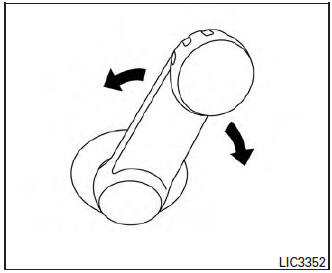 Nissan Micra. Manual windows