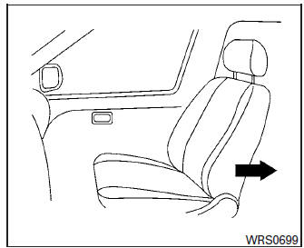 Nissan Micra. Booster seat installation